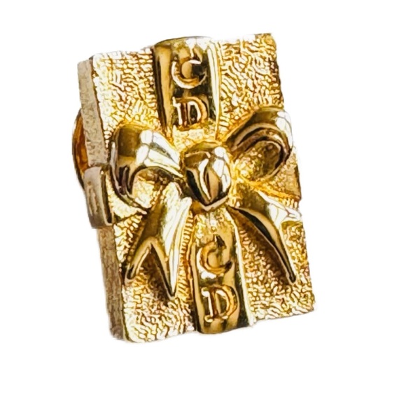 Dior Jewelry - CHRISTIAN DIOR logo CD gold brooch pin vintage designer